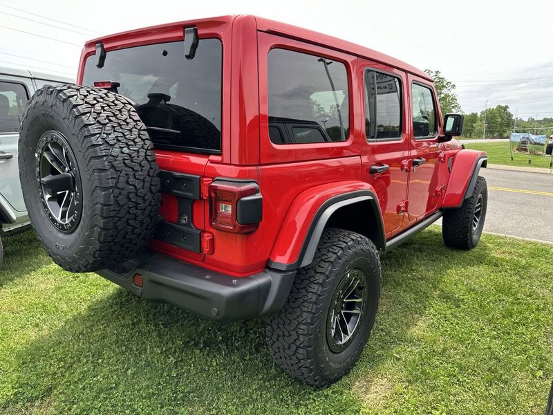 2024 Jeep Wrangler 4-door Rubicon XImage 12