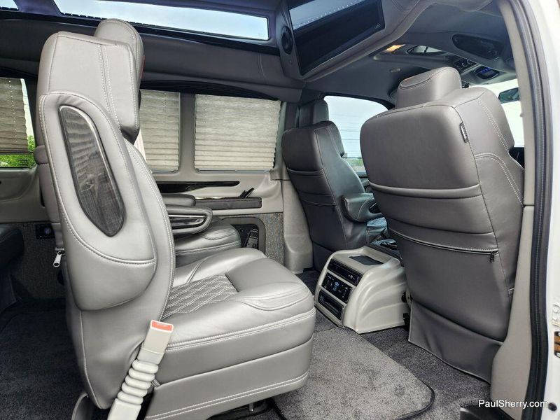 2023 GMC Savana Cargo Image 43