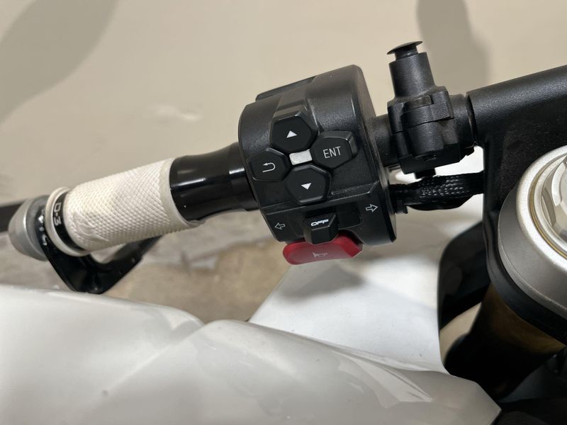 Used 2025 CFMOTO 450SS CF400-6US Image 12