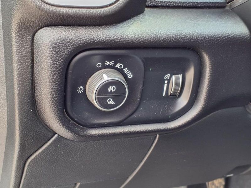 2024 Ram 2500 Big Horn photo 21