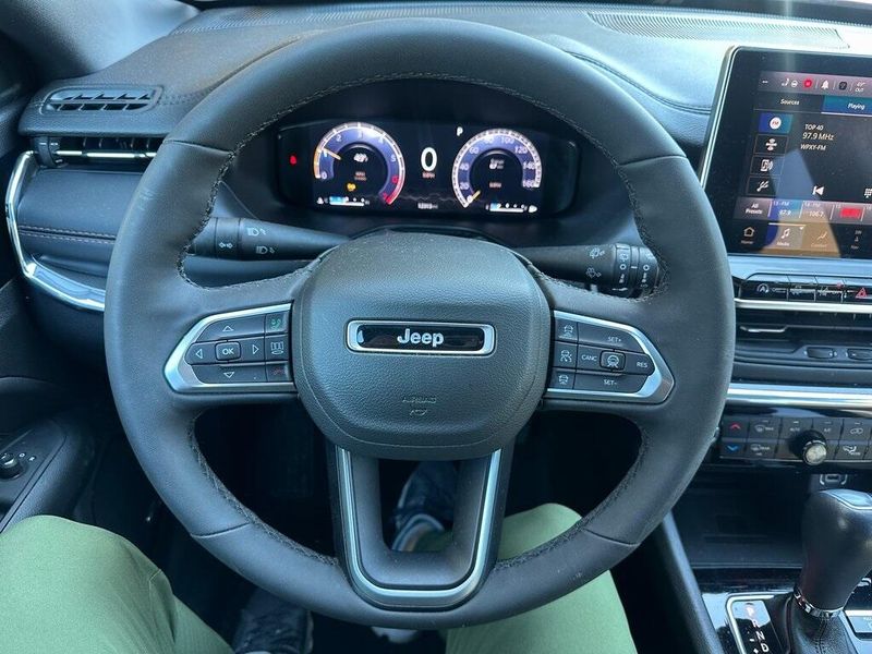 2023 Jeep Compass Red EditionImage 2