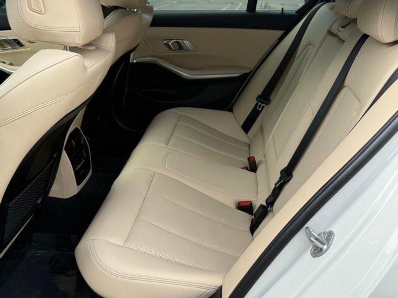 Used 2023 BMW 3 Series 330iImage 31