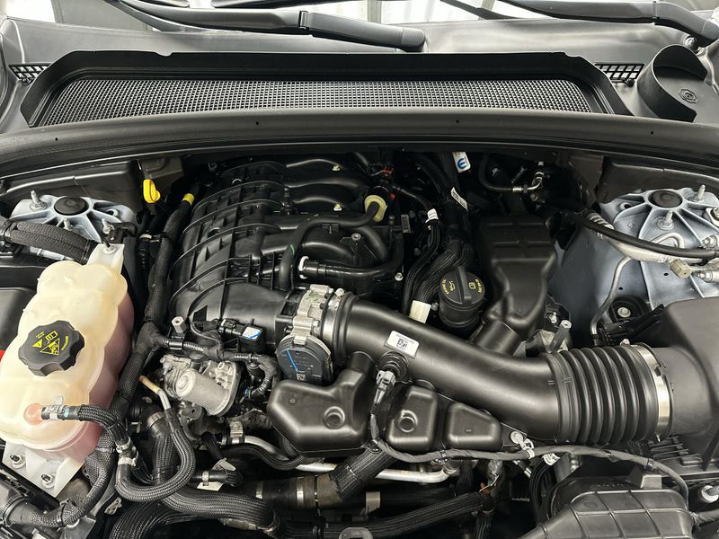 Used 2025 Jeep Grand Cherokee LimitedImage 16