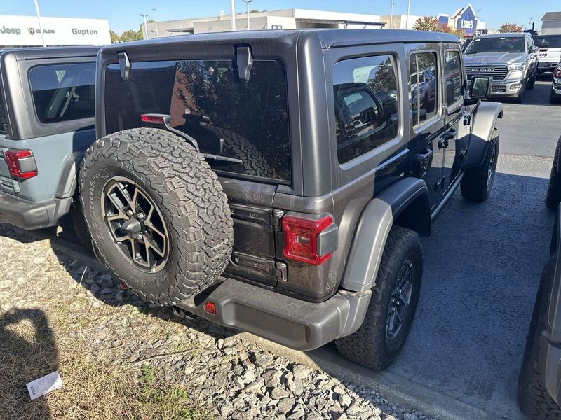 2024 Jeep Wrangler 4-door RubiconImage 12