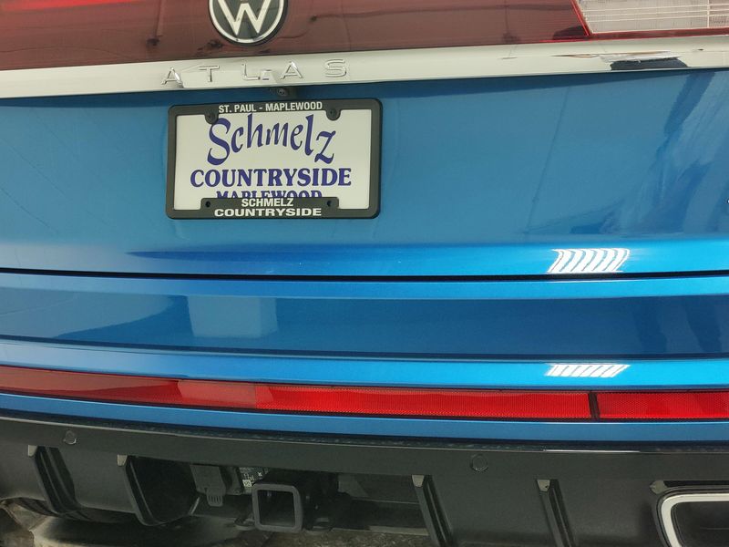 Used 2025 Volkswagen Atlas Cross Sport SEL Premium R-Line AWDImage 16
