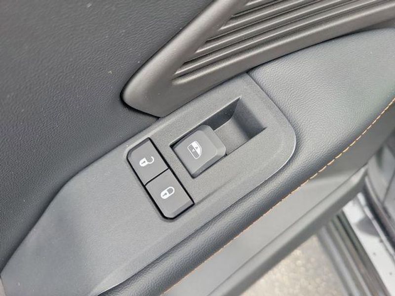 New 2026 Jeep Cherokee Limited 4x4