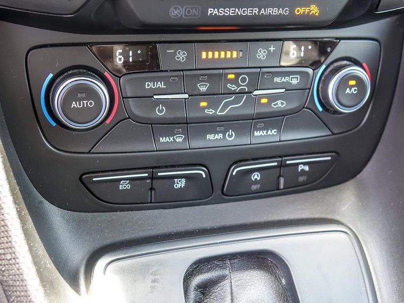 2019 Ford Transit XLT photo 19