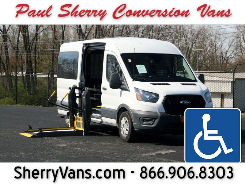 2022 Ford Transit Wagon XLImage 1