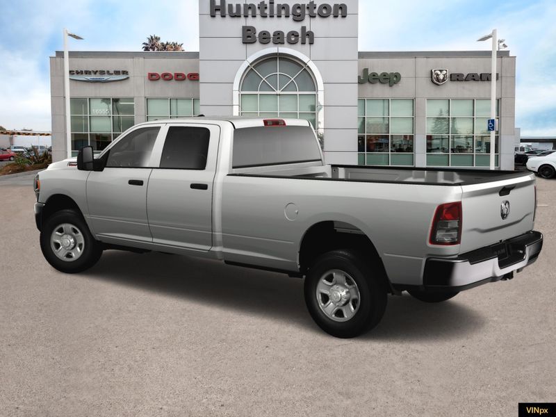 2023 RAM 2500 Tradesman Crew Cab 4x2 Long BoxImage 4