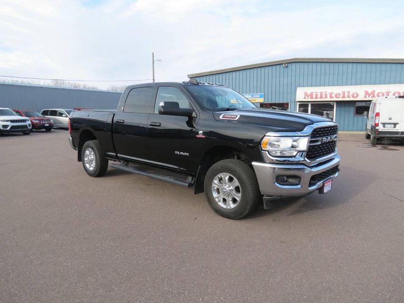 Used 2022 RAM 3500 Big Horn 4x4 4dr Crew Cab 6.3 ft. SB SRW PickupImage 2