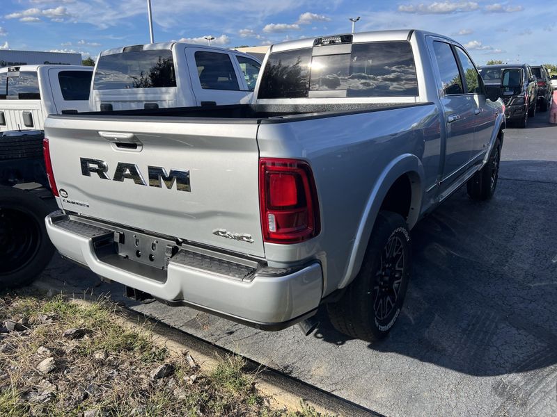 New 2026 RAM 2500 Limited Crew Cab 4x4 6