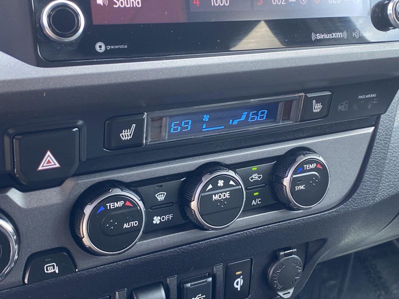2020 Toyota Tacoma TRD SportImage 23