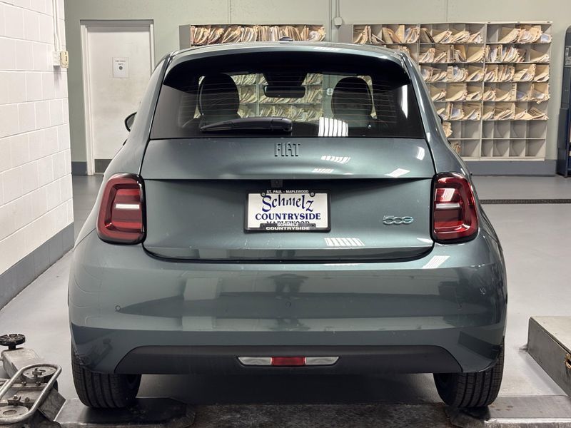 New 2025 Fiat 500e Giorgio Armani Collector