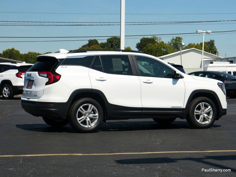 Used 2023 GMC Terrain SLE