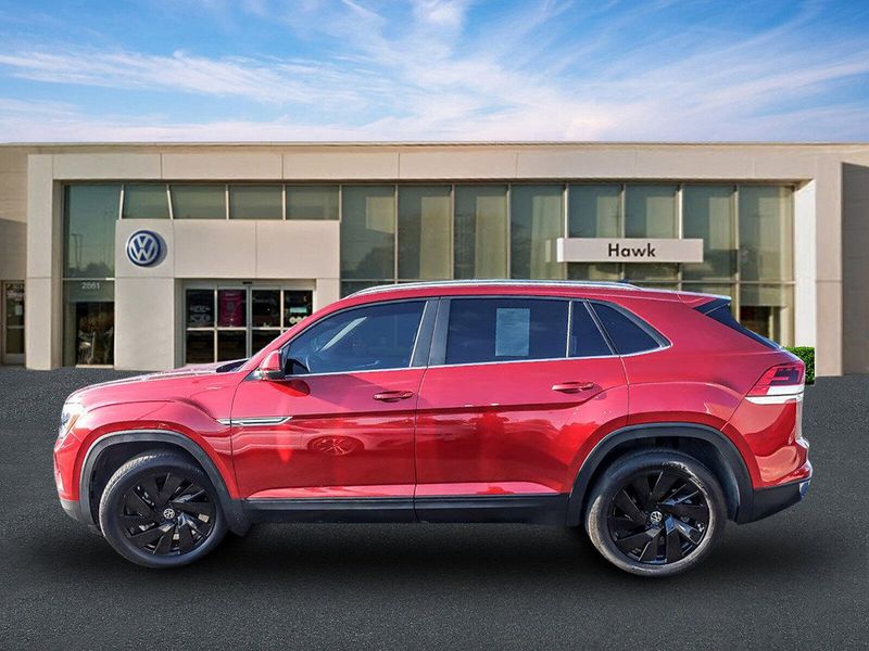 2024 Volkswagen Atlas Cross Sport SE Technology photo 4