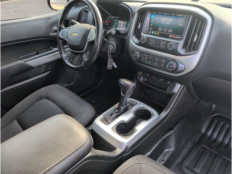 2021 Chevrolet Colorado 2WD LTImage 30