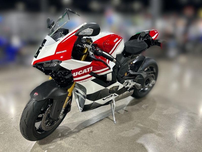 Used 2025 Ducati PANIGALE V4 TRICOLORE Image 20