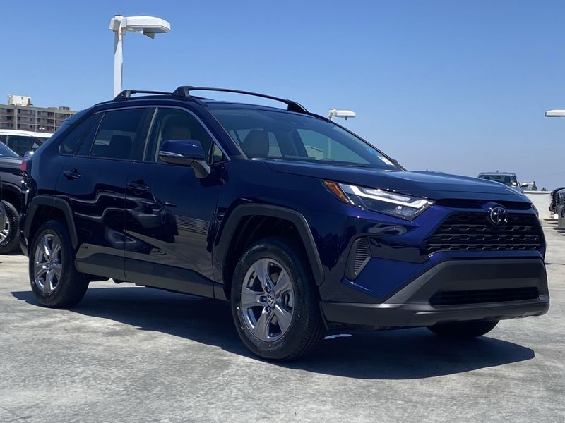 New 2025 Toyota RAV4 Hybrid XLEImage 2