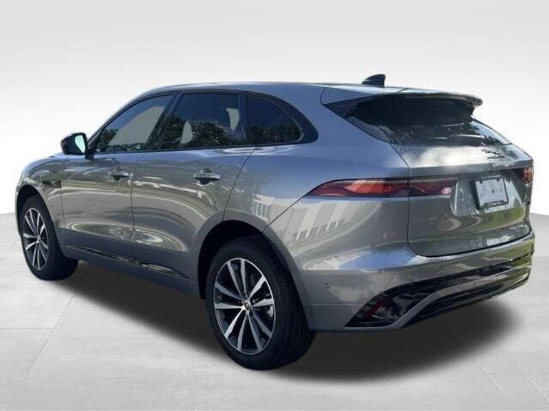 2026 Jaguar F-PACE R-Dynamic S