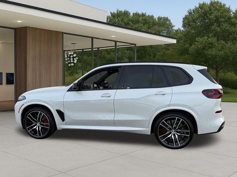 New 2026 BMW X5 M60iImage 13