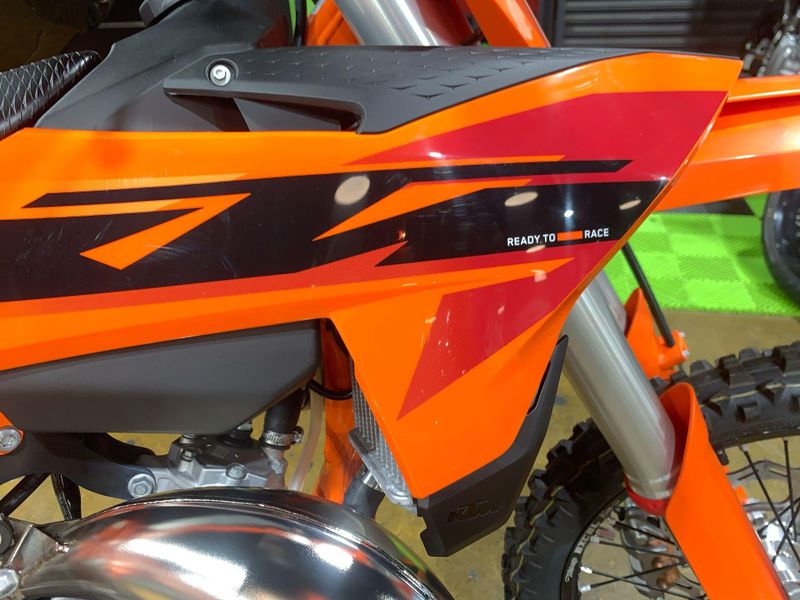 New 2025 KTM 85 SX 17&sol;14 Image 20