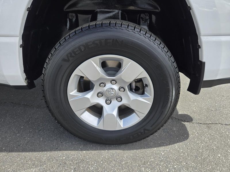 Used 2022 RAM 1500 Big Horn 4x4 Crew Cab 5'7 Box