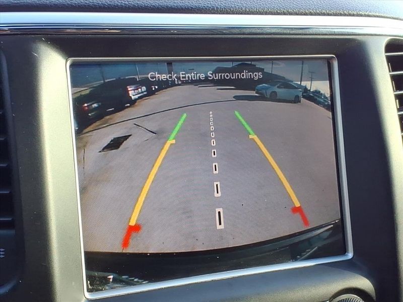 Used 2015 Jeep Grand Cherokee AltitudeImage 6