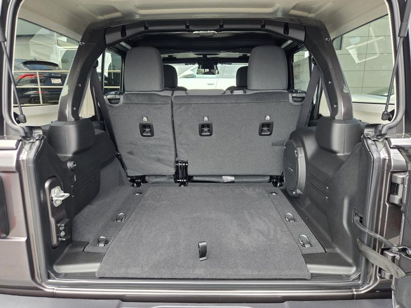 New 2026 Jeep Wrangler 4-door Rubicon