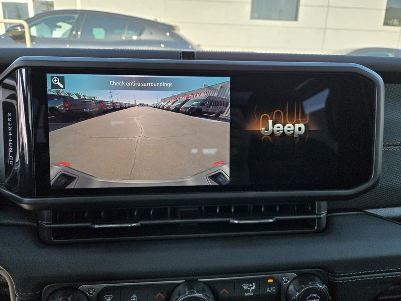 New 2026 Jeep Gladiator Mojave 4x4