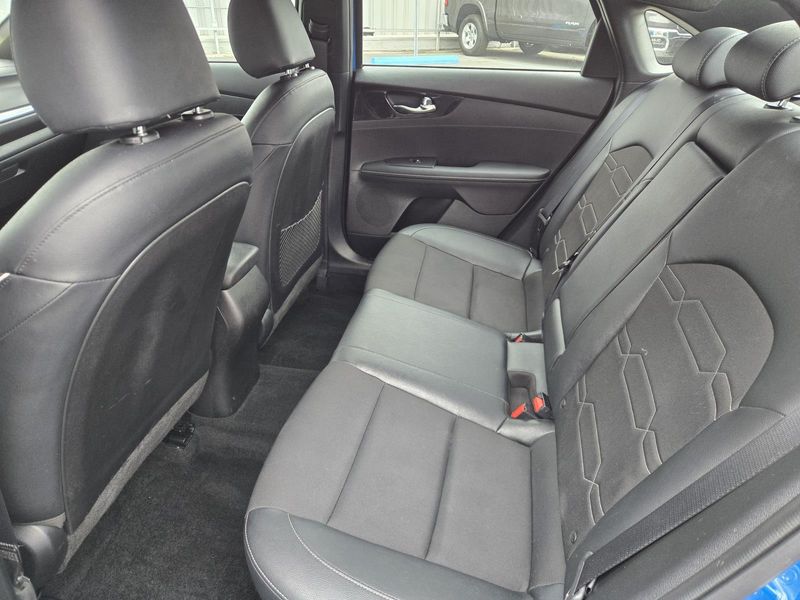 Used 2024 Kia Forte GT-Line IVT