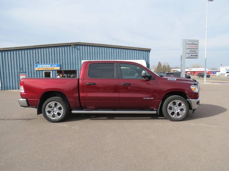 Used 2023 RAM 1500 Big Horn 4x4 4dr Crew Cab 5.6 ft. SB PickupImage 1