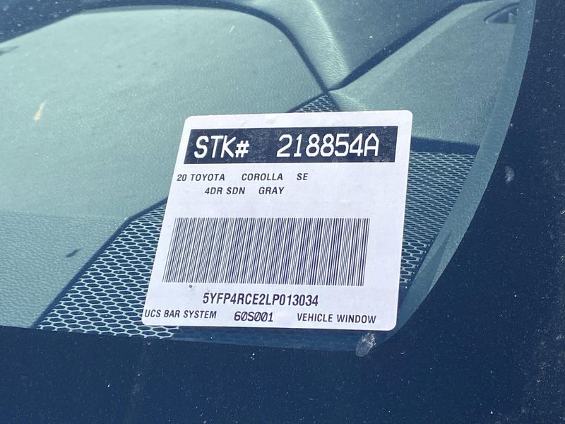 Used 2020 Toyota Corolla SEImage 9