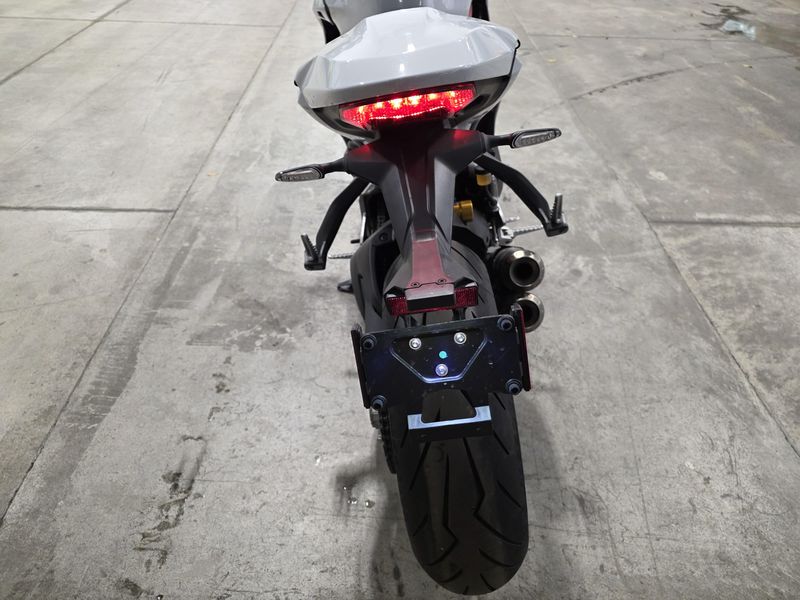 2024 Ducati Supersport 950 S