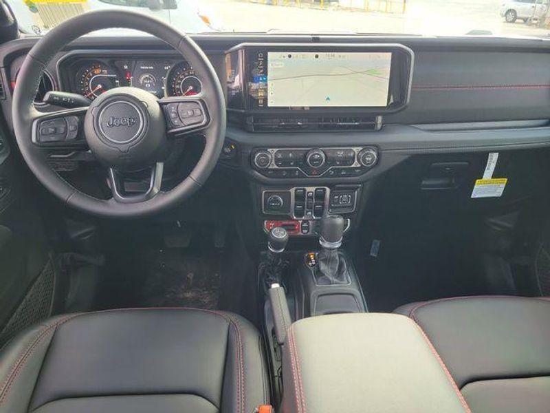 New 2026 Jeep Wrangler 4-door Rubicon X