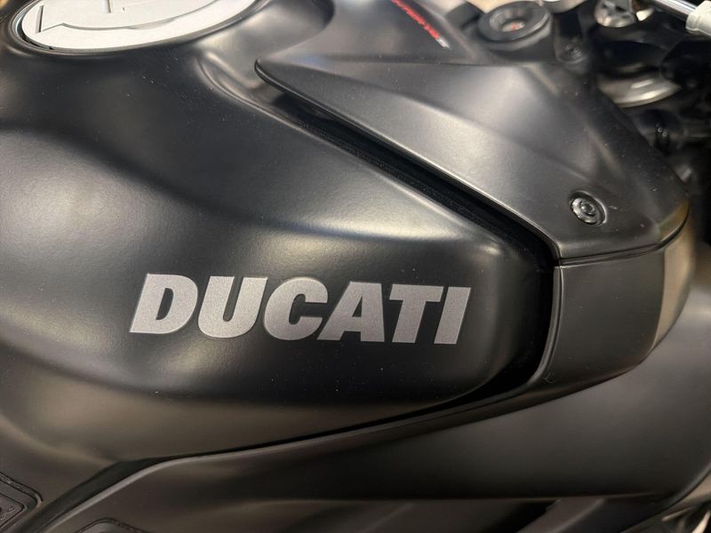 Used 2021 Ducati STREETFIGHTER V4S Image 26