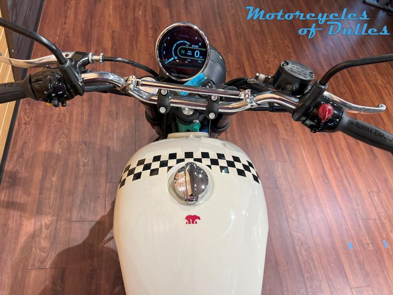 New 2025 Royal Enfield Bear 650 Image 15