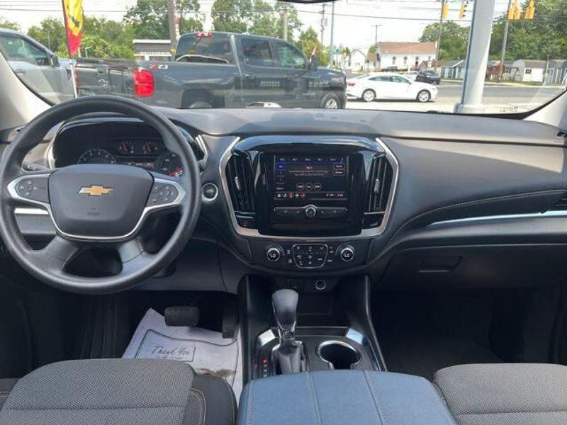 2021 Chevrolet Traverse LS