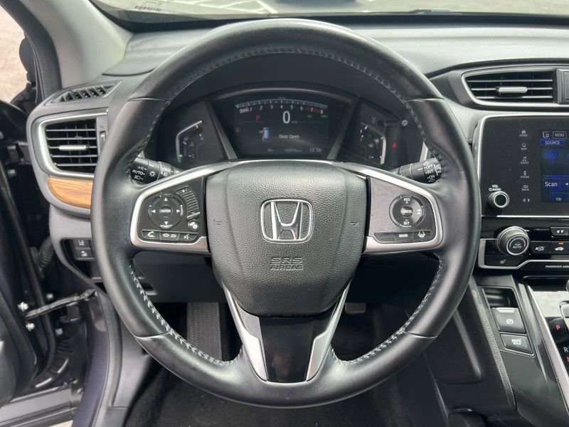 2017 Honda CR-V TouringImage 10