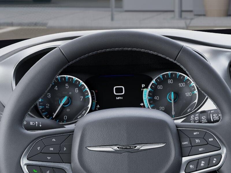 New 2026 Chrysler Pacifica SelectImage 18
