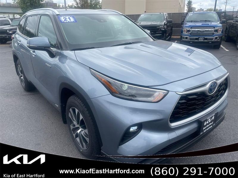 2021 Toyota Highlander XLEImage 1