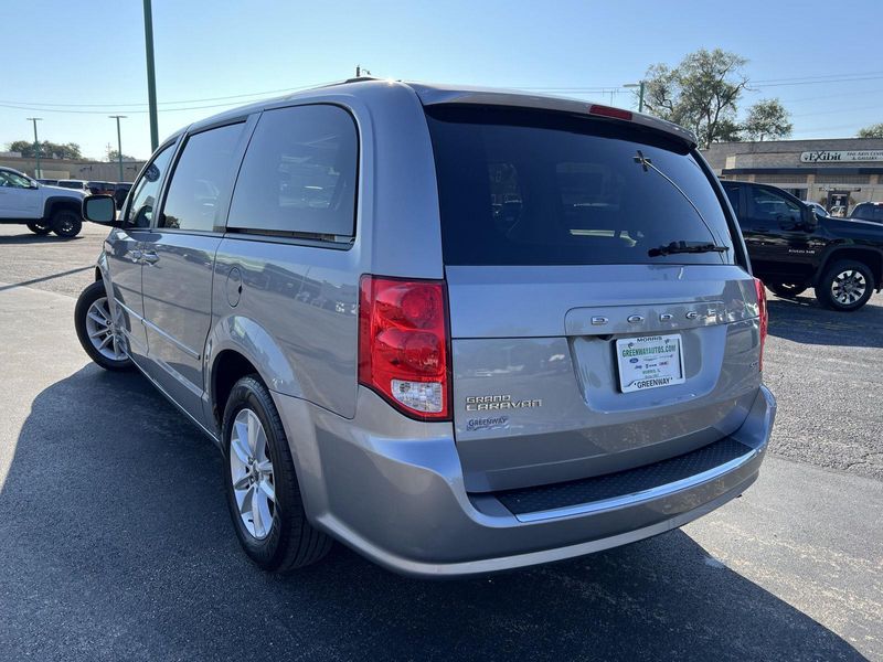 2015 Dodge Grand Caravan SXT photo 6