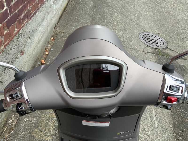 2024 Vespa GTS SUPERTECH 300 