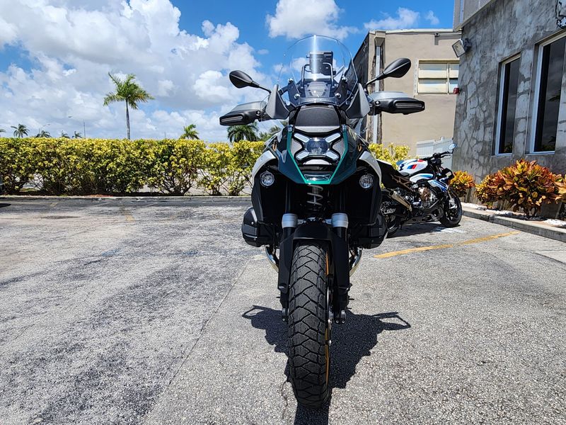2025 BMW R 1300 GSImage 2