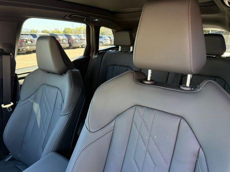 New 2026 BMW X3 30 xDriveImage 19