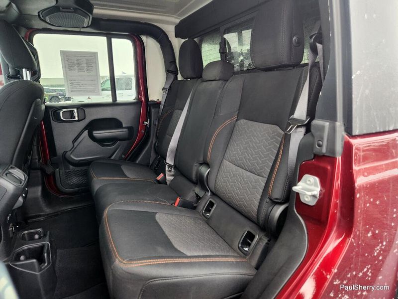 Used 2022 Jeep Gladiator Mojave