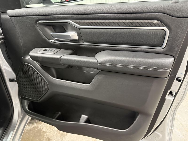 New 2027 RAM 1500 Big Horn Crew Cab 4x4 5
