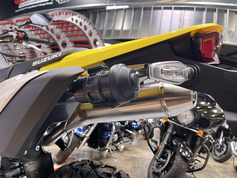 New 2026 Suzuki DR-Z4S+ Image 18