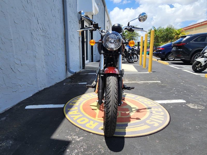 New 2024 Royal Enfield METEOR 350 Image 2