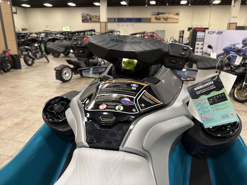 New 2025 Sea-Doo GTX LIMITED 325 (SOUND SYSTEM) Image 19