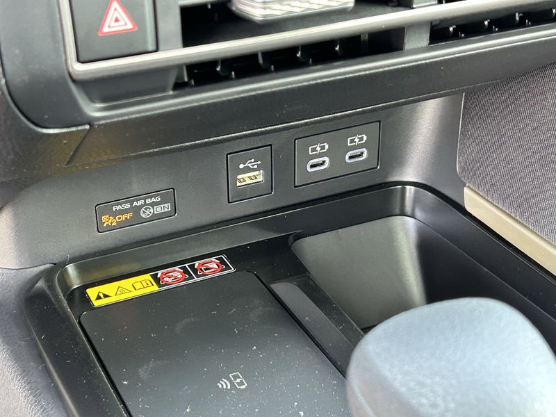 New 2025 Toyota Camry LEImage 17